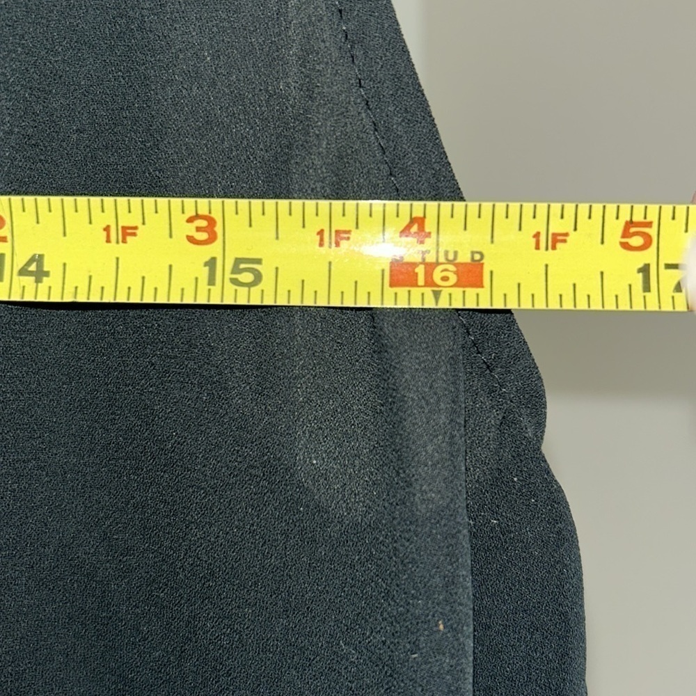 NY&Co: Lovely, Black, Crossover Blouse: size M - Picture 6 of 7